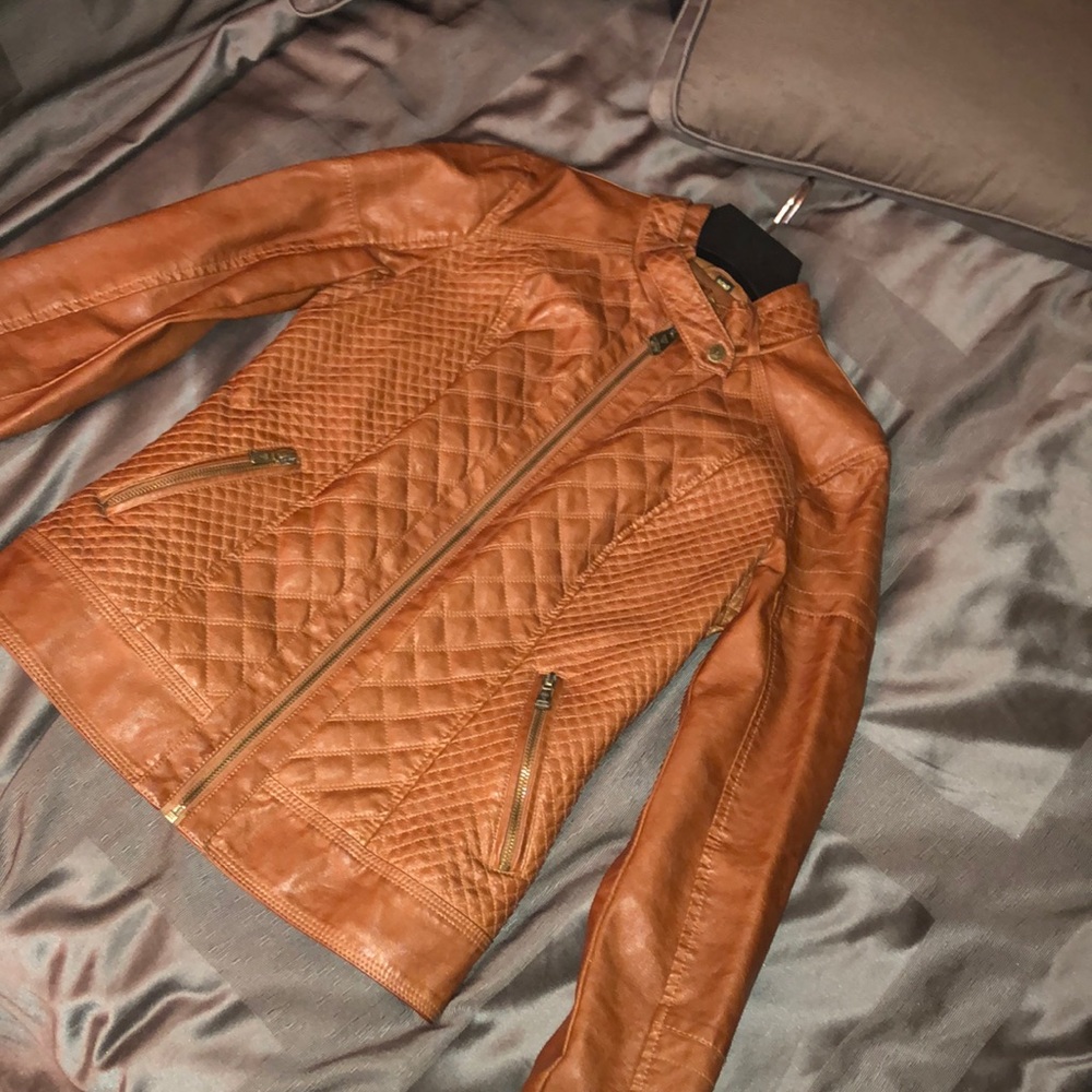 Guess faux-leather jacket!